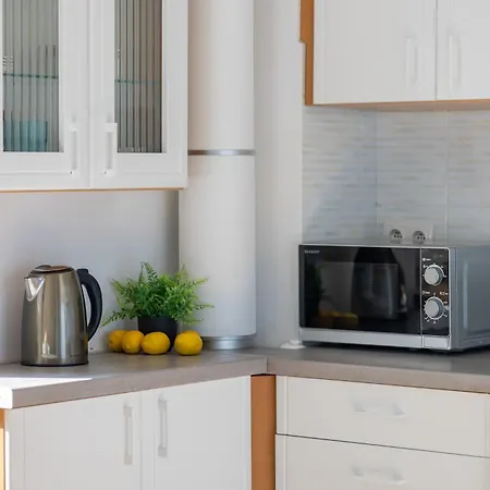 Bielany Near The Metro By Renters *