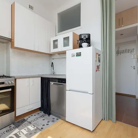 Bielany Near The Metro By Renters * 바르샤바