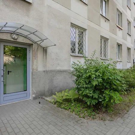 아파트 Bielany Near The Metro By Renters 바르샤바